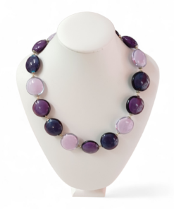 Χειροποίητο κολιέ από αυθεντικό γυαλί Μουράνο σε τρεις αποχρώσεις του μωβ